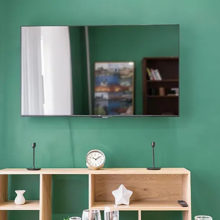 Cozy Two-bedroom Apartment