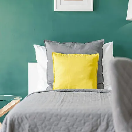 Cozy Two-bedroom Appartement