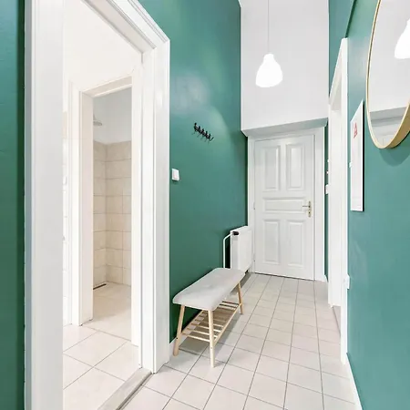 Cozy Two-bedroom Appartement *