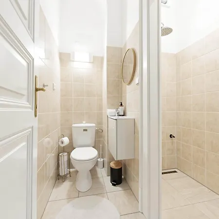 Lejlighed Cozy Two-bedroom Prag