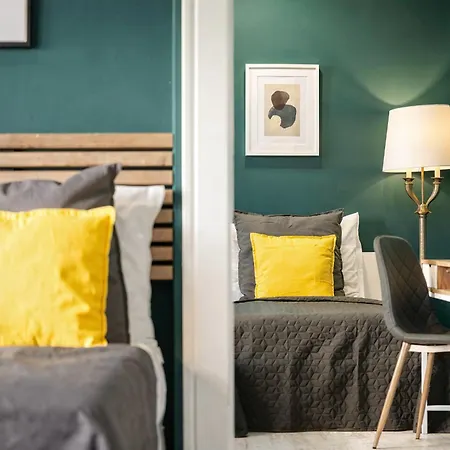 Cozy Two-bedroom * Prague