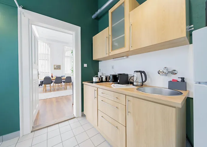 Cozy Two-bedroom