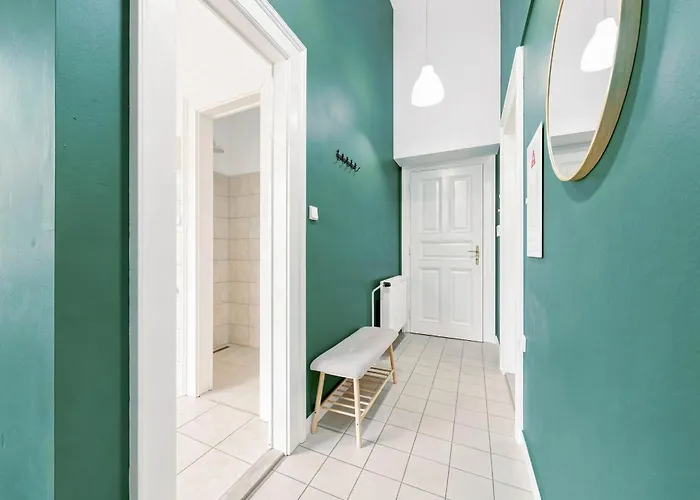 Cozy Two-bedroom Lejlighed *